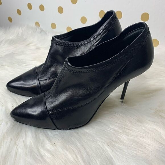 Pedro Garcia Black Leather Heeled Ankle Booties 7.5 - Picture 1 of 8